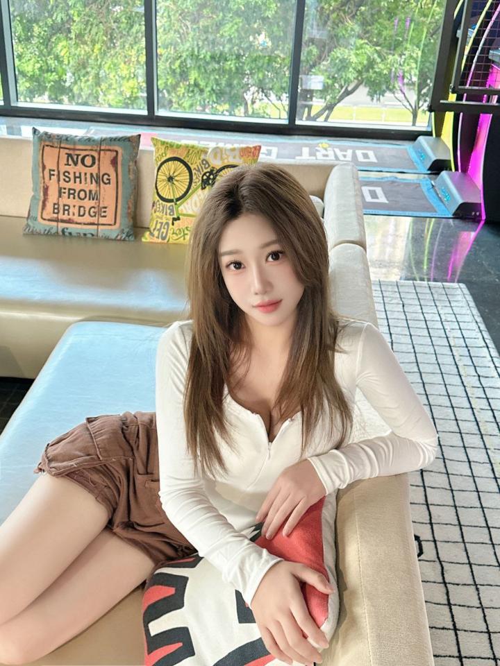 古仔悦然缇娜 (4).jpg