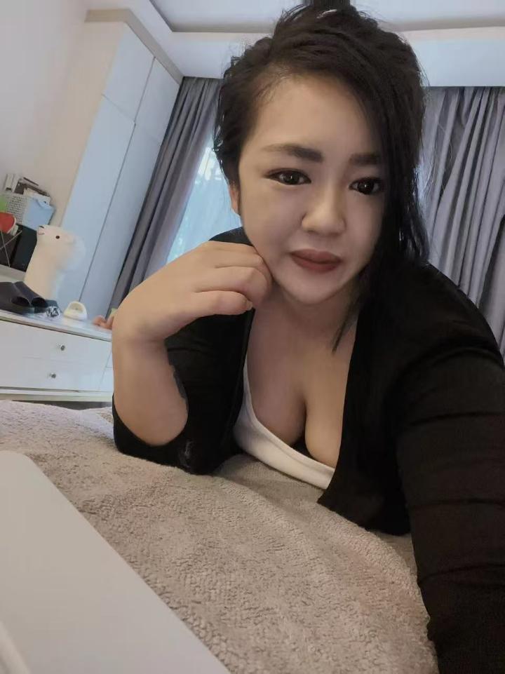 沙登Amber蒙蒙 (2).jpg