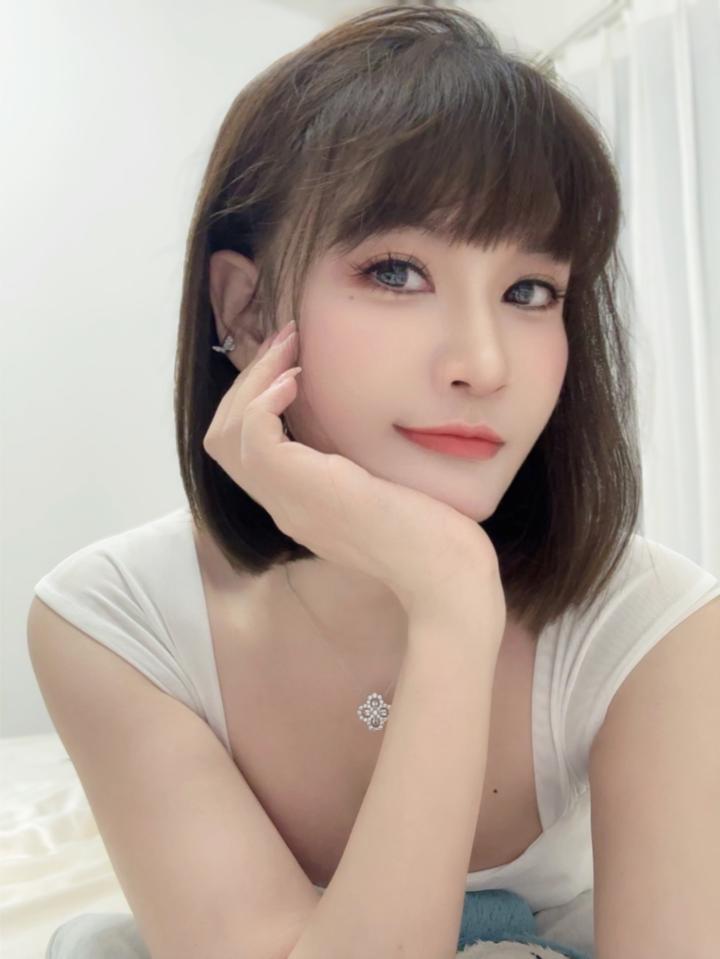 KLSouthgate诗诗 (2).jpg