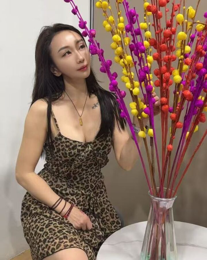 Htm Crystal汐汐002.jpg