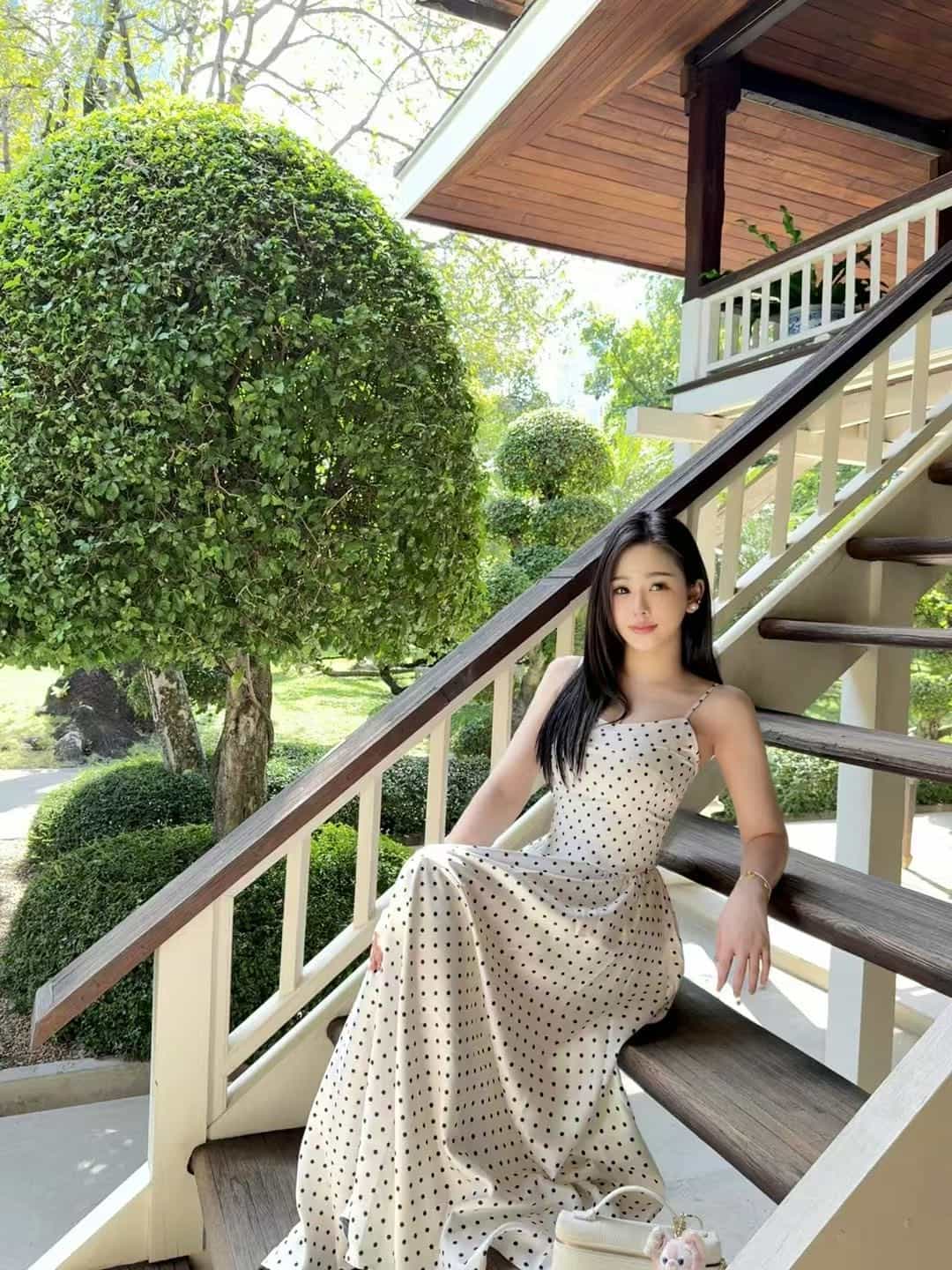 freecompress-KL Miss2 Siri005.jpg