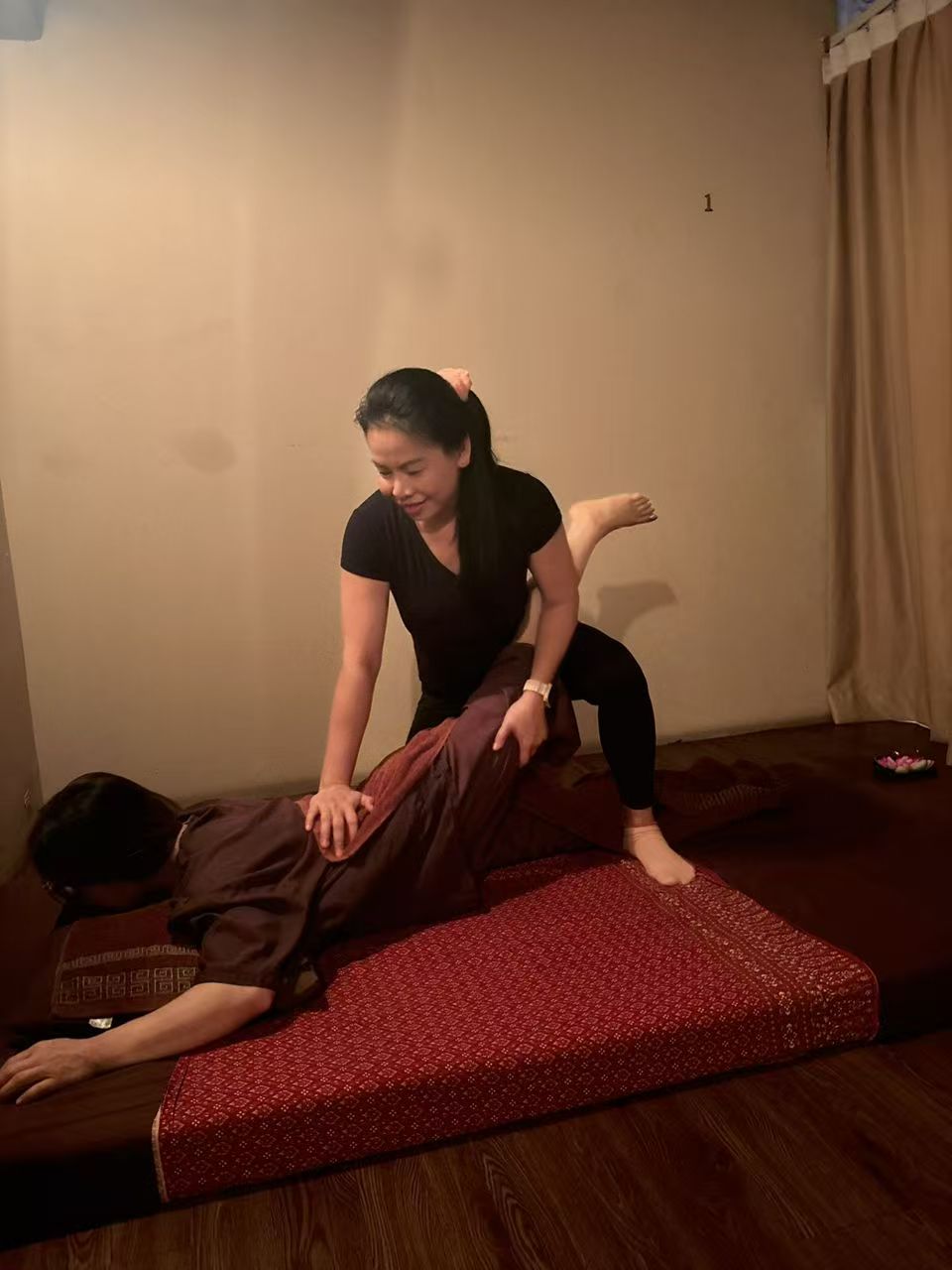 PJ Thaitouch Apple007.jpg