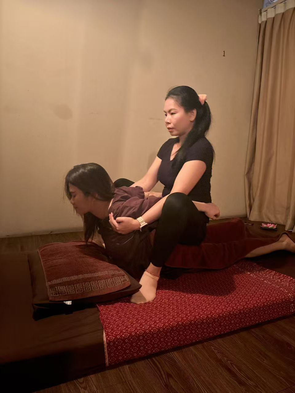 PJ Thaitouch Apple009.jpg